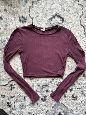 Garage Ribbed Long-Sleeve Crop Top - Plum